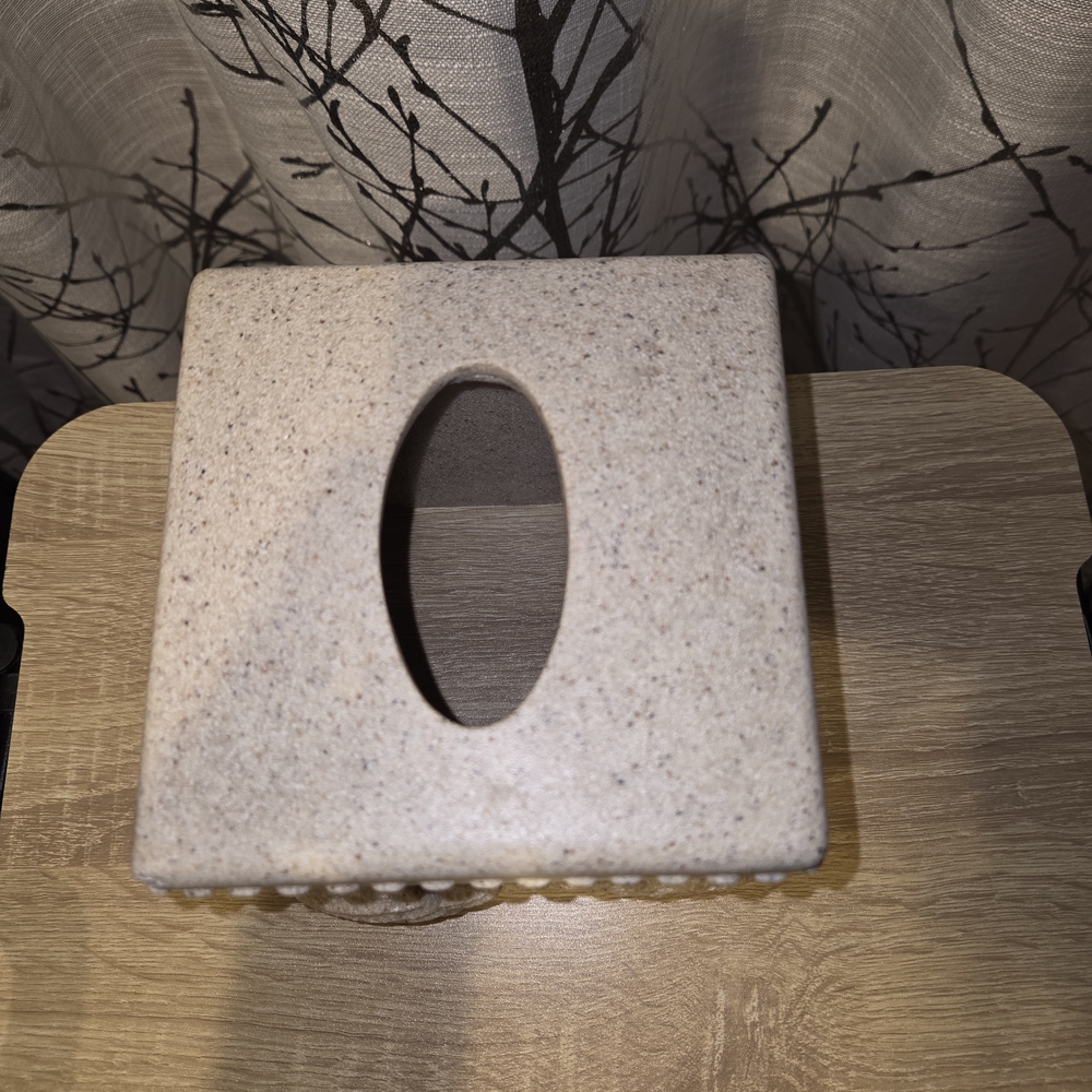 Beachy Seashell Tissue Box Cover - Picture 4 of 7